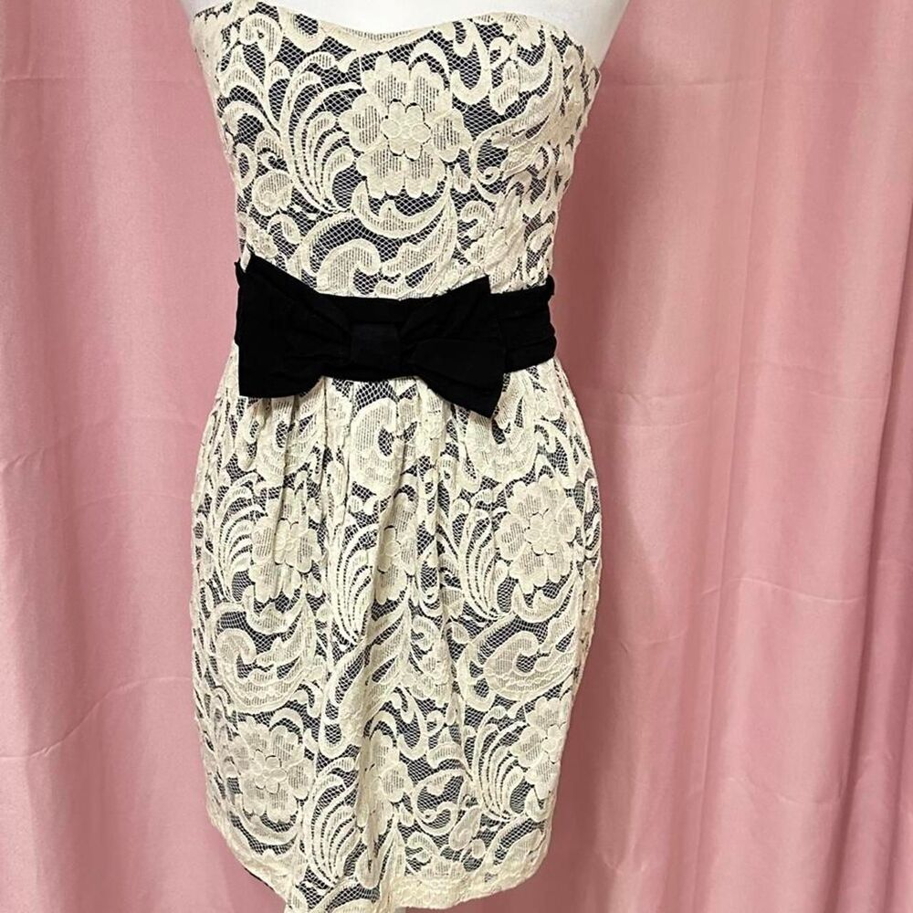 Xxi Women's Black and Cream Dress